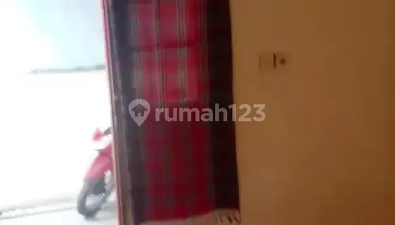 Boarding house/rental 4 people (currently full) 1