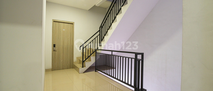 Daily, Weekly, and Monthly Boarding Kelowna House Ready to Occupy - Headquarters 1