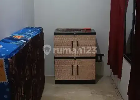 Women-only boarding house 1