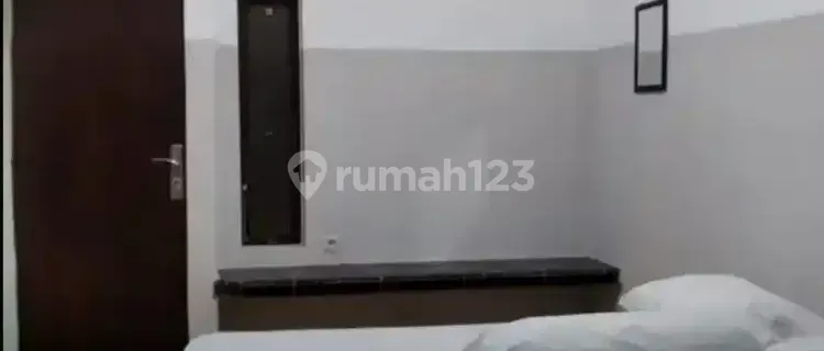 Sell room in a simple boarding house 1