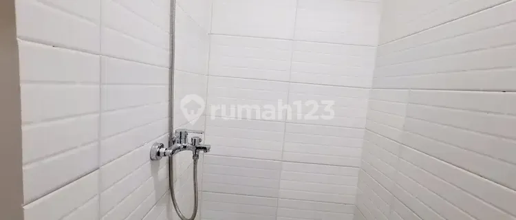 Maminosh Boarding House Ready to Live Furnished Behind Hotel Amaris Near Lokasari 1