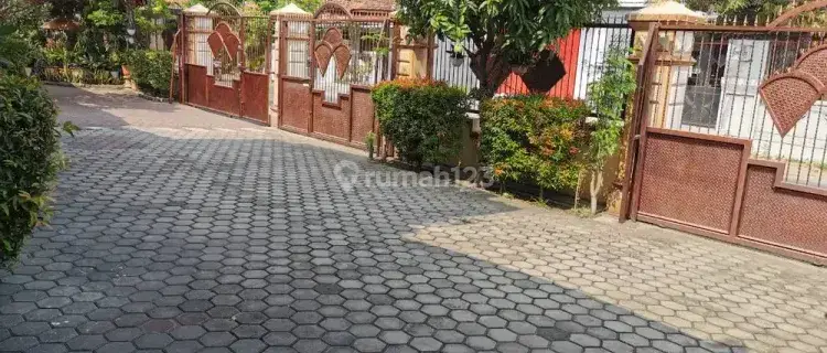 Kos / Rumah Kost Mojokerto [Rumah Bersih, Mewah, Lokasi Strategis] 1