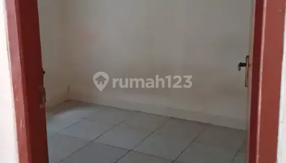 There is an Empty Rental, Strategic, Comfortable 1