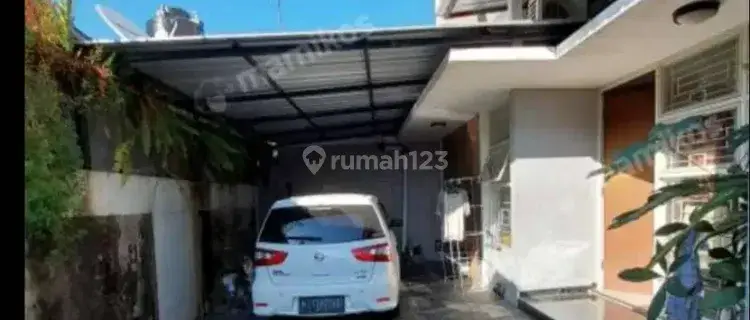 Kos minimalis eksklusif pusat kota solo 1