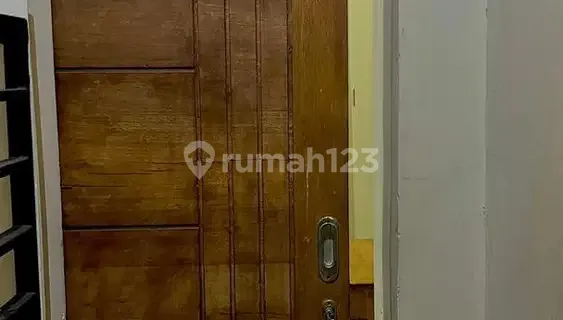 Women's boarding house Area West Jakarta Kedoya 1