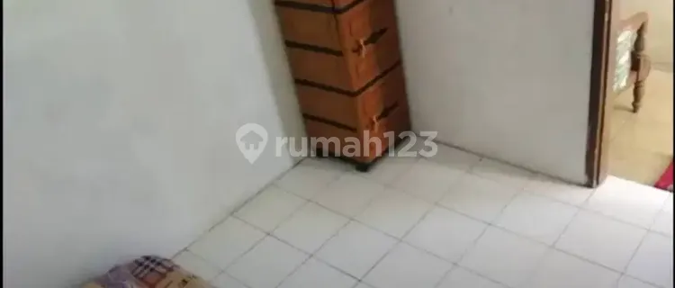 Cheap Men's Boarding House Surabaya 1