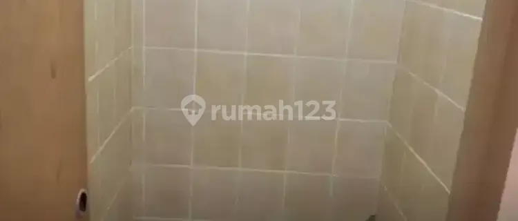 Cheap Boarding Room for Women/Working Women, AC, Free Wifi 1