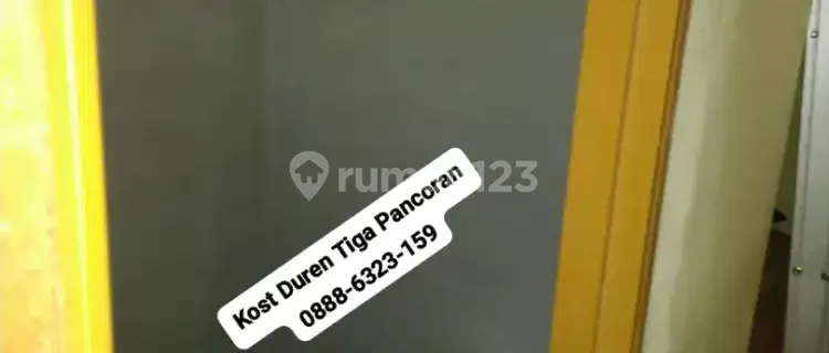 Air-conditioned boarding house with Wi-Fi + private bathroom + shared kitchen + rooftop + garage parking. 1