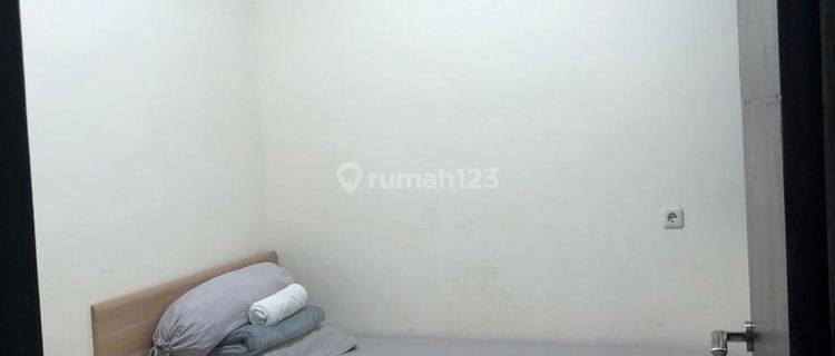 Kost Calvebre House Nyaman Dukuh Pakis Ac, Wifi, Dan Dapur Bersama 1