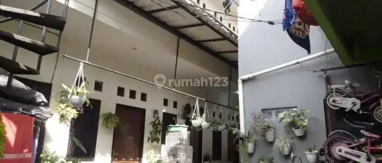 Kontrakan Bulanan Lokasi Strategis di Pondok Indrawan 1