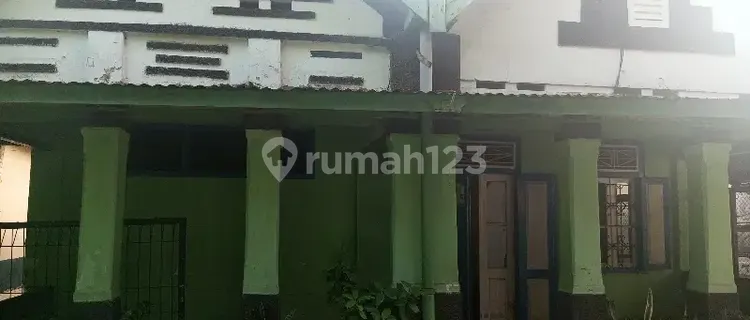 Quickly leased, girls' boarding house in the Menur Pumpungan area. 1