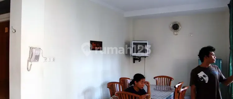 Boarding House for Employees/Students - Complete Facilities on Jl Pramuka - Central Jakarta 1