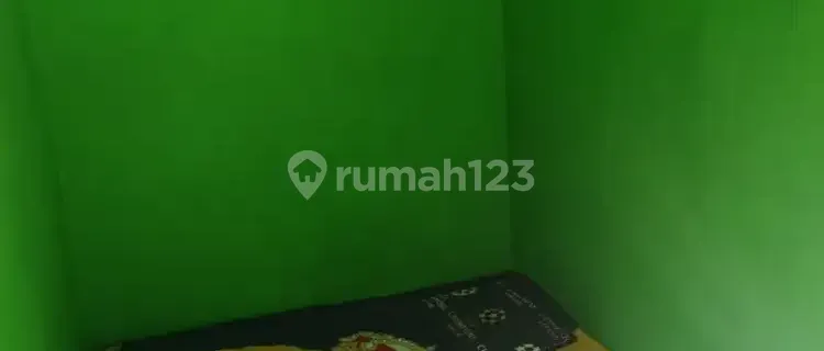 Boarding house for men only 1