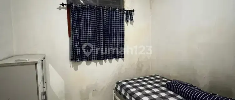 Strategic Boarding House in Grogol Tomang 1