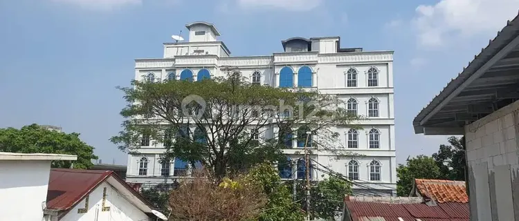 Blue Sky Boarding House Kebayoran Baru 1