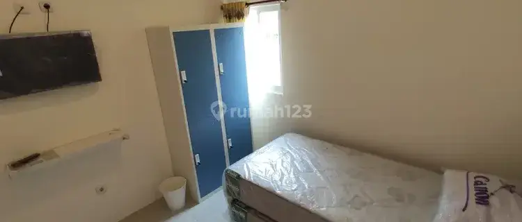 Dewi House 1, Kos Exclusive di Pusat KOTA BEKASI, dekat stasiun Bekasi 1