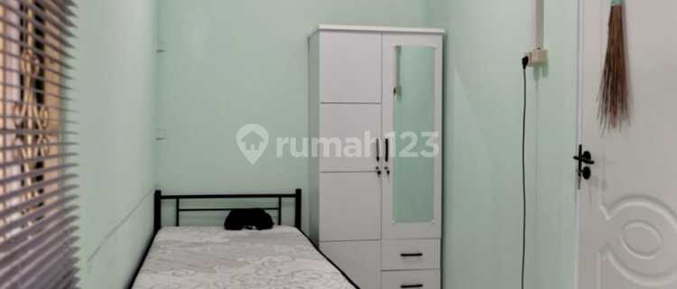 Yulia Exclusive Women's Boarding House Tebet 1