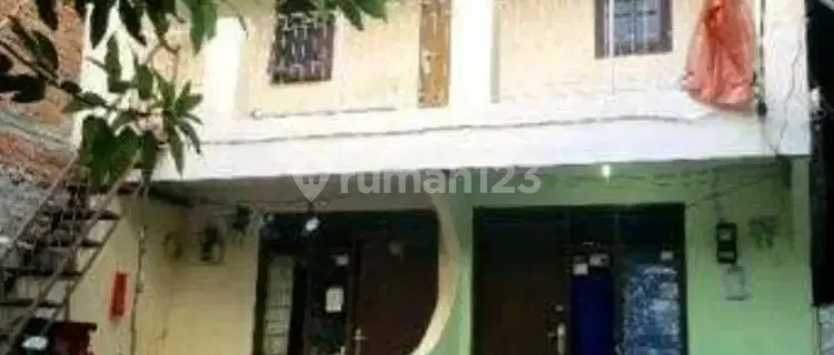Affordable Men's Boarding House in Pancoran Barat, South Jakarta 1