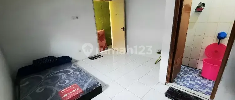 Spacious clean comfortable boarding house in Jati Padang, Pasar Minggu 1.2 million/month 1