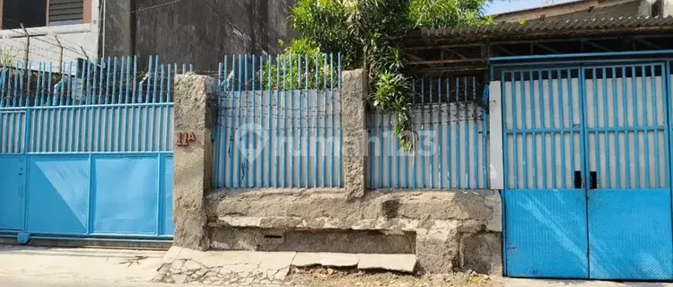 Strategic millennial boarding house comfortable 1