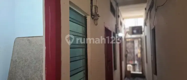 Cheap and Strategic Boarding House in West Jakarta 1