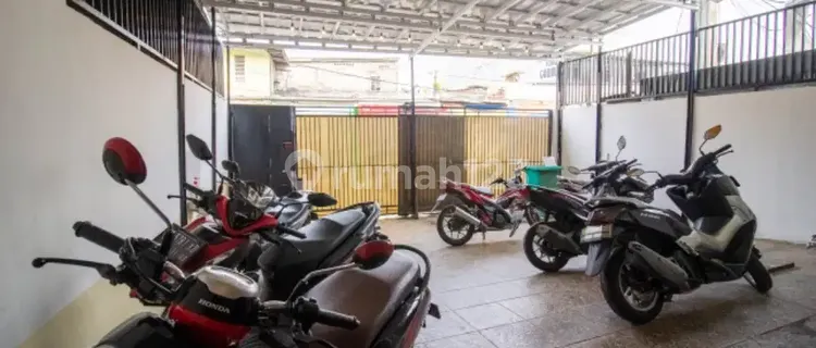 Lavina Residence - Boarding House at Taman Surya Roundabout, Cengkareng 1