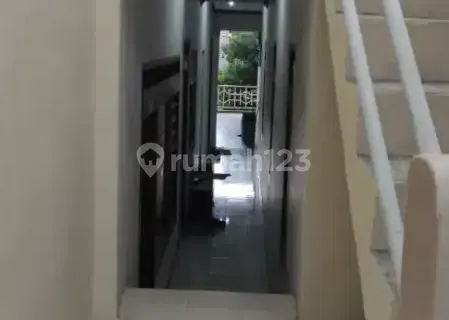 Cheap, clean, and comfortable boarding house with free Wi-Fi. 1