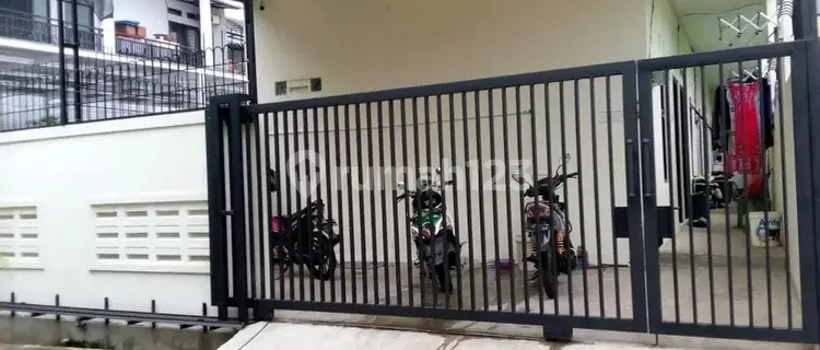Cheap Rent with OK Facilities 1