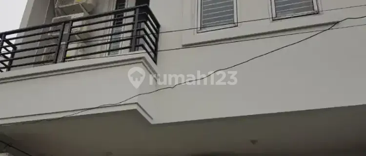 KOS Jatinegara Tebet Cawang clean cheap AC 1