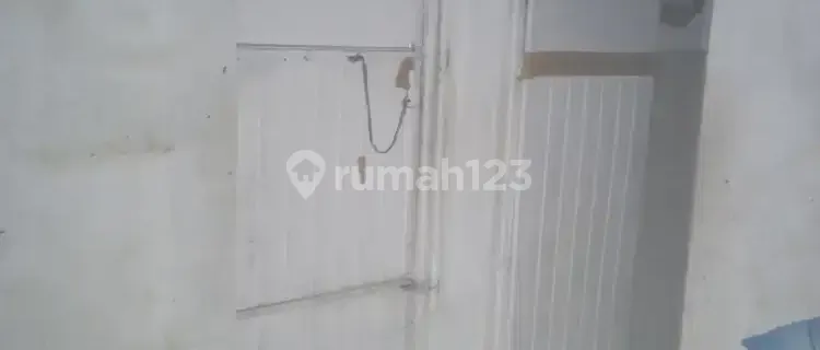 Grandma's Boarding House 1