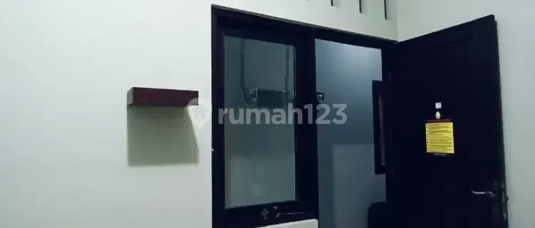 Room for rent in Pondok Indah Radio Dalam Gandaria strategic location 30m 1