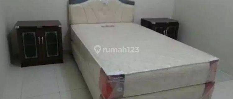 Kost Putri Ramai dan Strategis Surabaya 1