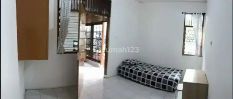 Kosan Murah dan Strategis 1