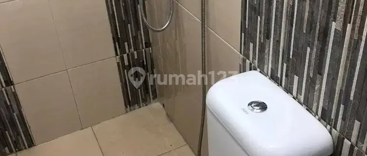 Room for rent in Daan Mogot, Kalideres, near Hermina Hospital. 1
