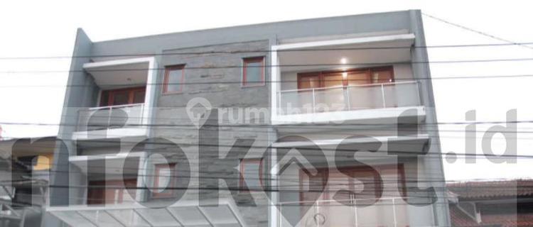 Mrs. Henny's Boarding House Sarijadi Bandung 1