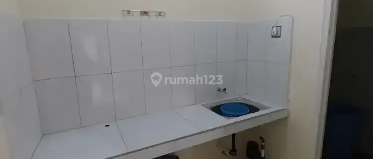 Kost kamar mandi dalam 1