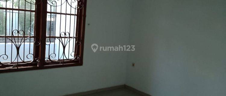 Rumah Tinggal Nyaman Siap Huni di Lokasi Strategis Harga Nego 1