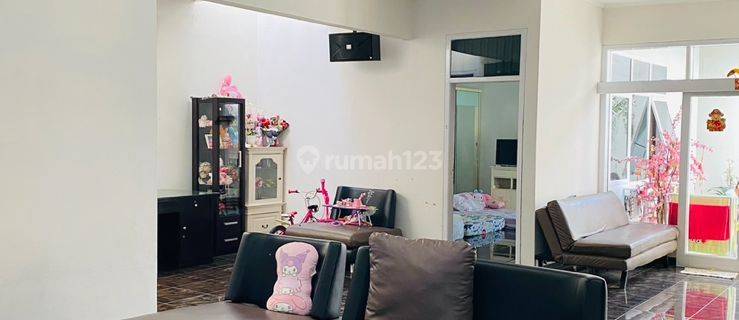 Dijual Rumah Bagus 1.5 Lantai Sudah Renovasi Siap Huni di Kopo Permai Iii Harga Nego 1