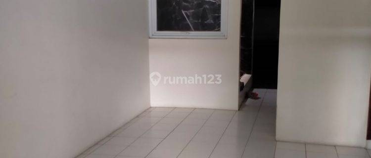 Jual Rumah Bagus Sudah Renovasi 2 Lantai di Taman Kopo Indah 2 Harga Nego 1