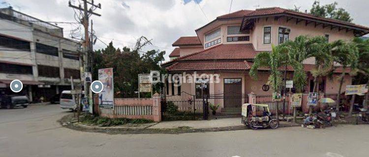 Rumah Lama Mewah dan Luas di Binjai Jalan Besar Imam Bonjol simpang Kapten Muslim 1