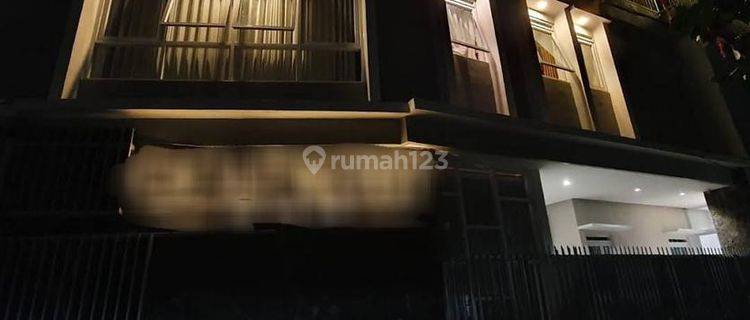 Kost 3,5 Lantai Mewah Dan Eksklusif di Jalan Dago Pojok, Bandung SHM 1