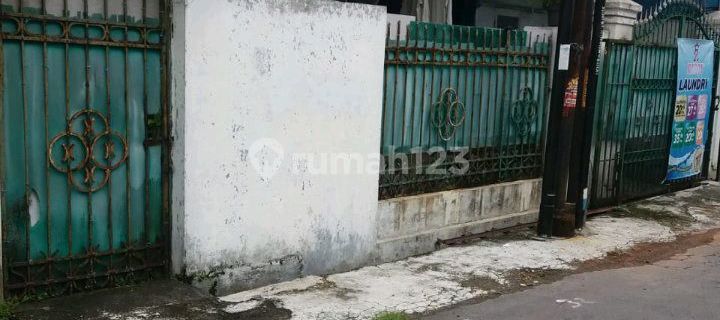 Single Story Freehold Residential House in Banaran Surakarta 1