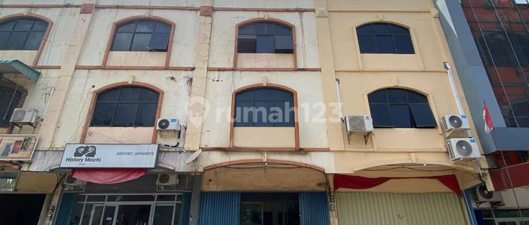 Shop House for Rent in Prime Location at Batam Centre Near Pollux Habibie 1