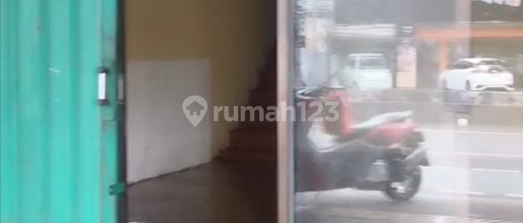 Shop House in the City Center, Main Road Pejaten, Pasar Minggu 1