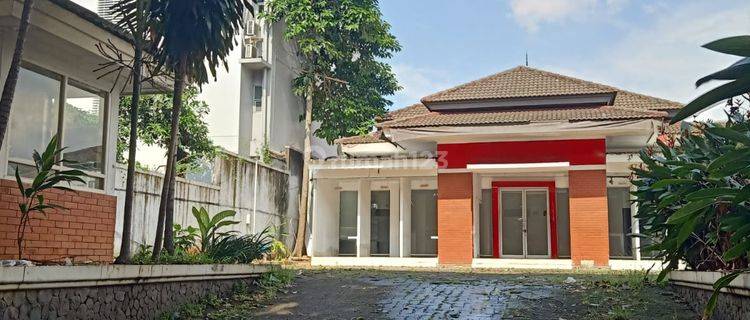 Rumah 1 Lantai di Jl. Prof Supomo Tebet. Jakarta Selatan Dekat Jalan Raya 1