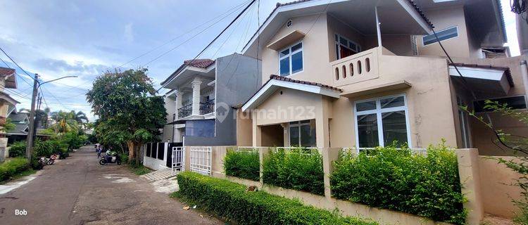 Rumah 2lantai Siap Huni Sudah Renovasi Rumah 1