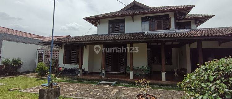 Dijual Cepat Rumah Mewah Belakang Lapangan Golf di Pangkalan Jati Cinere  1