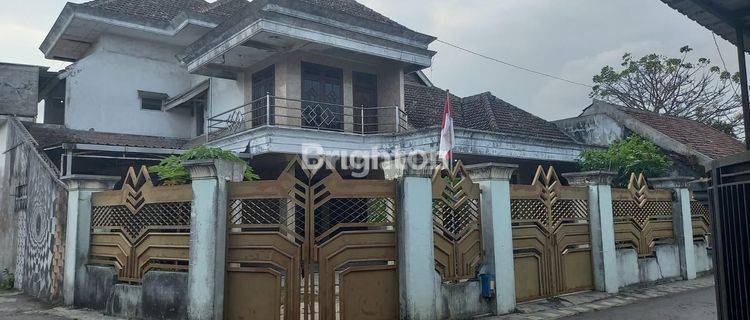 Rumah 2 Lantai LT. 288 m2 di Kebonagung, Pakisaji, Kab Malang 1