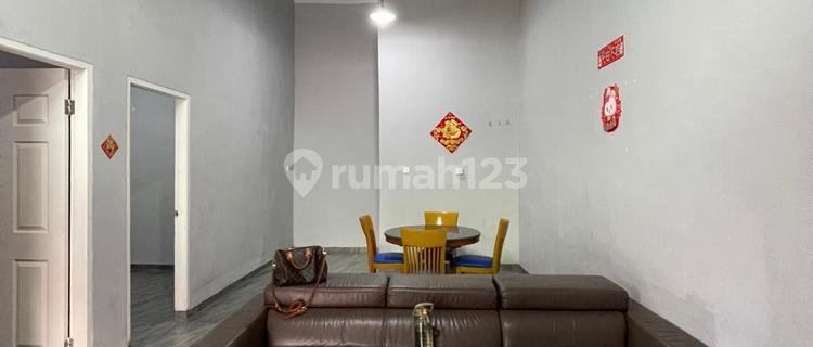 House in the Center of Batam City, Near the Ferry Terminal Port, Close to Megamall, Batam Centre 1