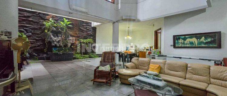 Rumah 2 Lantai Dijual Di Sunrise Garden Jalan Lebar Lingkungan Bagus 1